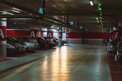 Investir dans des places de parking : une opportunité rentable et accessible